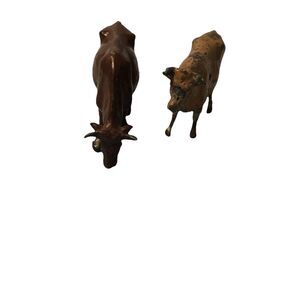 Vintage Lead Brown Cow Figures‎ Lot Of 2